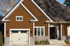 Devriez-vous acheter une porte de garage usagée ?